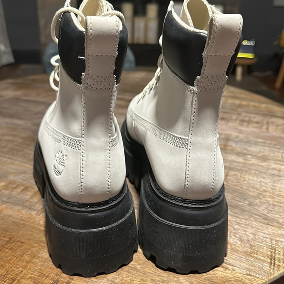 Women TIMBERLAND Sky 6’ Lace Up Boots - Picture 3 of 6